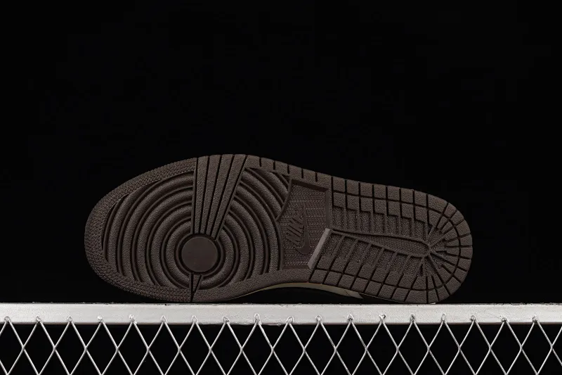 All categories Air Jordan Jordan series basketball shoes Air Jordan 1 Low Travis Scott x Air Jordan 1 Low "Dark Mocha" AJ1 Joe 1 Little Mocha CQ4277-105